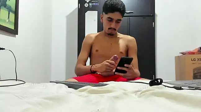 Snapshot of latin_bbc chatting on 02-01-25, 04:24 latin bbc online show from 02-01-25, 04:24