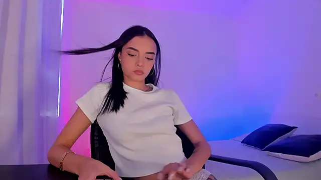 AnabelWolf online show from 03-01-25, 08:21