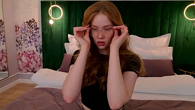 MichelleReid online show from 03-11-25, 09:13