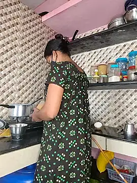 Tamil Shalini Lustyy online show from 10-09-25, 03:04