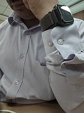 samee00721 online show from 04-28-26, 05:12