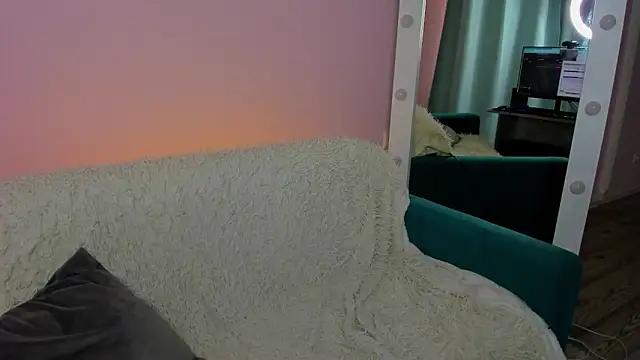 Lisa Payne online show from 01-07-25, 08:03