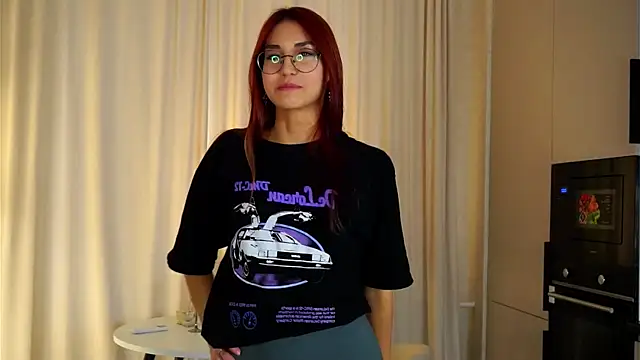 Snapshot of AnnisCharlton chatting on 12-22-24, 08:16 AnnisCharlton online show from 12-22-24, 08:16