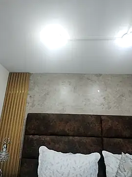 ElizabethWeil online show from 03-02-25, 06:51