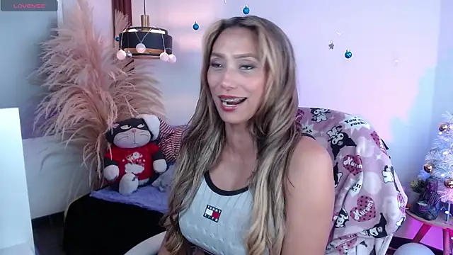 Snapshot of salome_drasin chatting on 12-22-25, 08:39 salome drasin online show from 12-22-25, 08:39