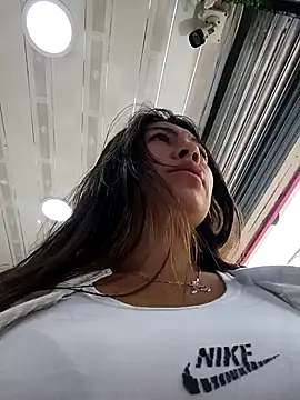 LIZ-06  online show from 02-07-25, 01:43