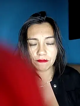 LIZ-06  online show from 02-25-25, 11:22