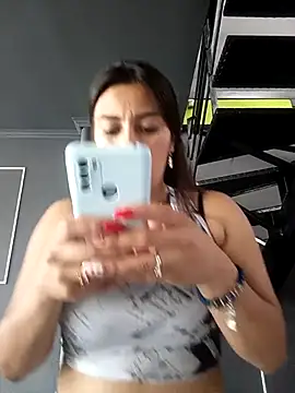 LIZ-06  online show from 03-05-25, 12:33