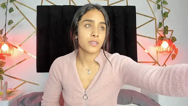 Snapshot of Ambeer_Rousess chatting on 03-13-25, 12:27 Ambeer Rousess online show from 03-13-25, 12:27