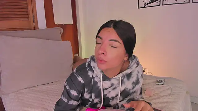 777AylinZ online show from 10-23-25, 11:53