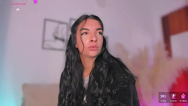 777AylinZ online show from 04-25-26, 12:08