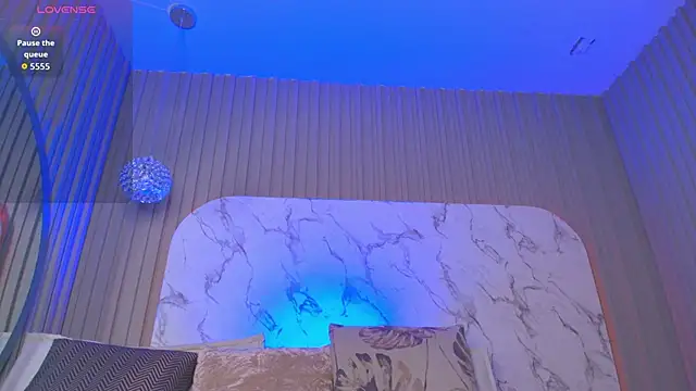 Snapshot of Franchesca_De_Luca chatting on 10-28-25, 11:18 Franchesca De Luca online show from 10-28-25, 11:18