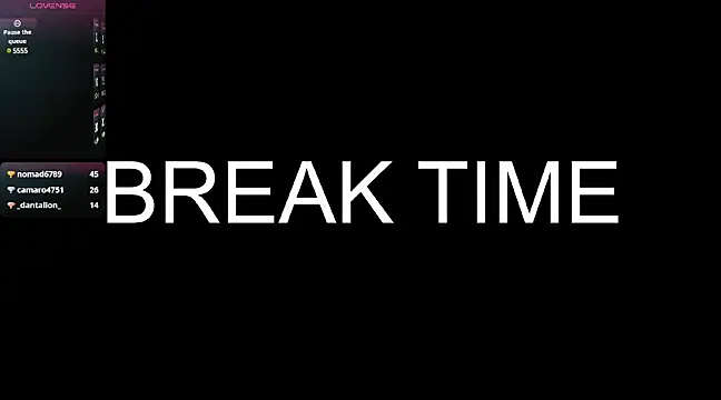 Snapshot of olivia_willd chatting on 12-18-24, 10:46 olivia willd online show from 12-18-24, 10:46