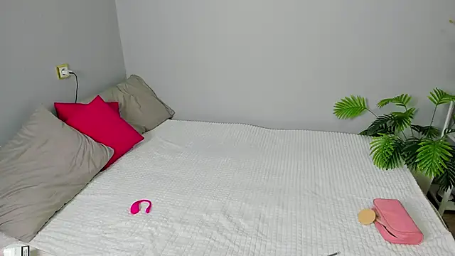 Sofia rum online show from 02-12-25, 02:03