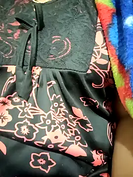 Snapshot of Cute-chinny chatting on 01-22-25, 01:53 Cute-chinny online show from 01-22-25, 01:53