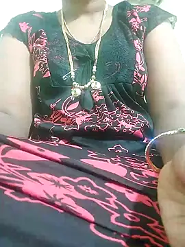 Snapshot of Cute-chinny chatting on 01-28-25, 01:18 Cute-chinny online show from 01-28-25, 01:18