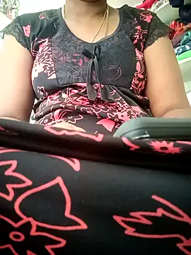 Snapshot of Cute-chinny chatting on 09-21-25, 06:48 Cute-chinny online show from 09-21-25, 06:48