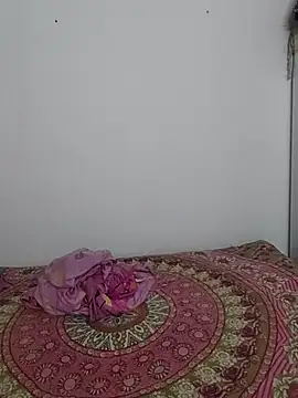 Snapshot of Cute-manisha chatting on 05-27-26, 01:57 Cute-manisha online show from 05-27-26, 01:57