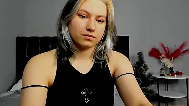 Snapshot of Bonni_Meiz chatting on 12-27-24, 11:06 Bonni Meiz online show from 12-27-24, 11:06