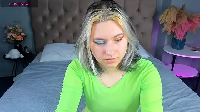 Snapshot of Bonni_Meiz chatting on 01-11-25, 10:08 Bonni Meiz online show from 01-11-25, 10:08