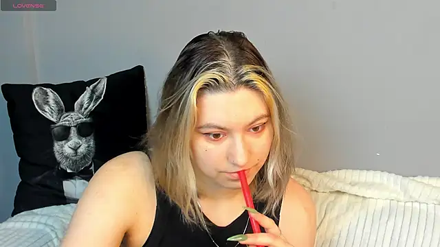 Snapshot of Bonni_Meiz chatting on 02-20-25, 03:34 Bonni Meiz online show from 02-20-25, 03:34