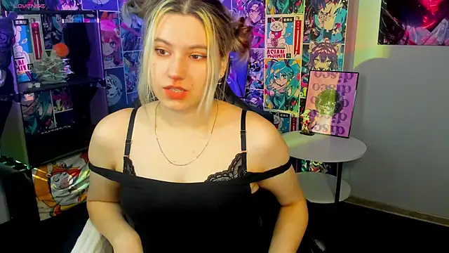 Snapshot of Bonni_Meiz chatting on 03-05-25, 03:40 Bonni Meiz online show from 03-05-25, 03:40