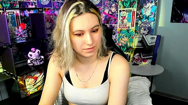 Snapshot of Bonni_Meiz chatting on 03-07-25, 03:19 Bonni Meiz online show from 03-07-25, 03:19