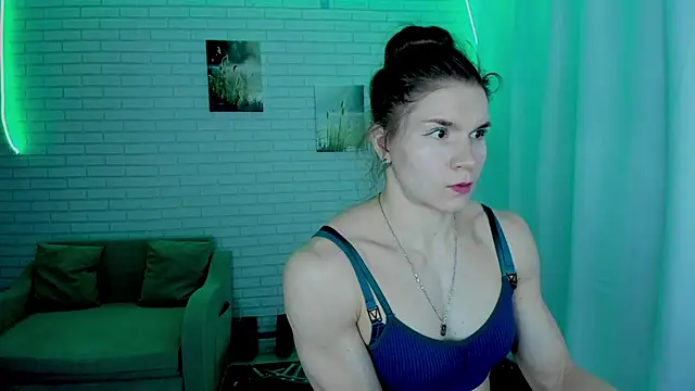 Lisa Ray online show from 11-27-25, 07:10