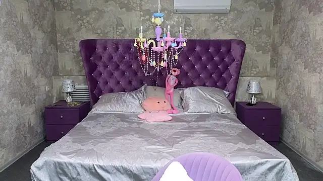 Snapshot of Barbara_Blonde chatting on 03-19-25, 05:17 Barbara Blonde online show from 03-19-25, 05:17