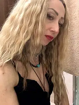 Snapshot of harleyejoker1 chatting on 01-15-26, 03:38 harleyejoker1 online show from 01-15-26, 03:38