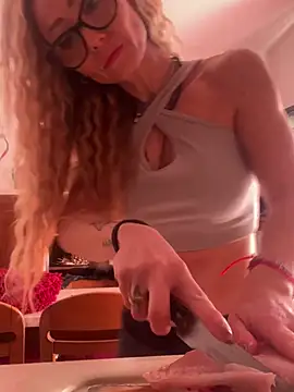 Snapshot of harleyejoker1 chatting on 02-05-26, 10:20 harleyejoker1 online show from 02-05-26, 10:20