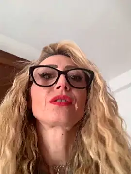 Snapshot of harleyejoker1 chatting on 02-17-26, 10:45 harleyejoker1 online show from 02-17-26, 10:45