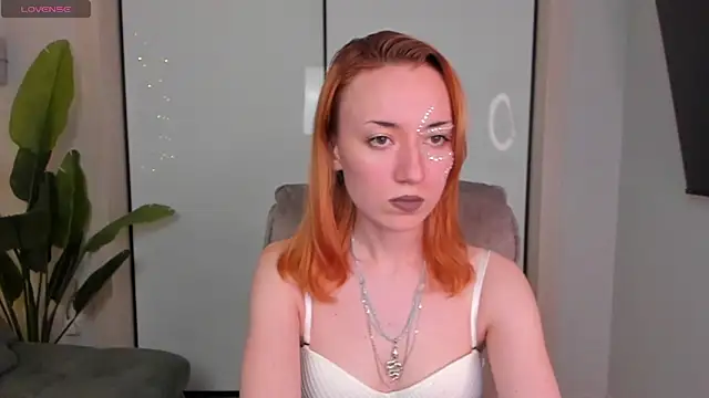 Maddy Garcia online show from 01-04-25, 11:38