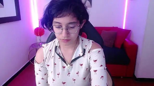 Lili Gomez  online show from 02-01-25, 04:11