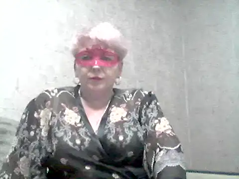 Lisa Suzie online show from 12-29-24, 06:49