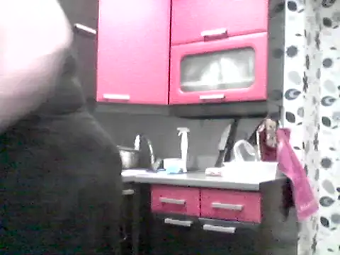 Lisa Suzie online show from 02-14-25, 02:02