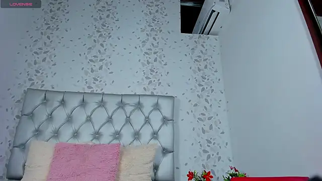 candymery online show from 02-17-25, 07:10