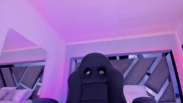 Snapshot of AlliJadid chatting on 02-18-25, 02:06 AlliJadid online show from 02-18-25, 02:06