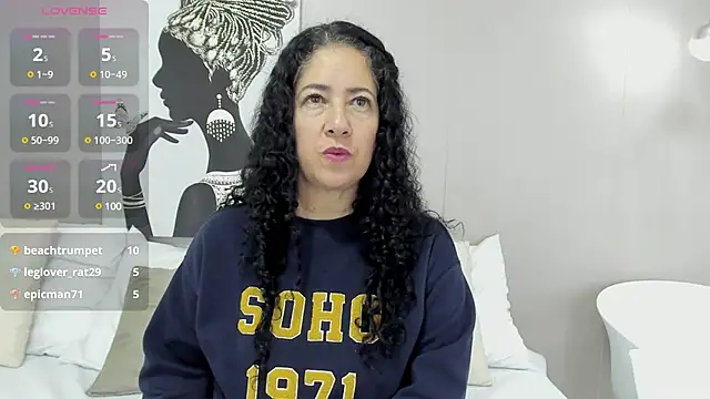 Adelesmithh online show from 02-04-25, 02:43