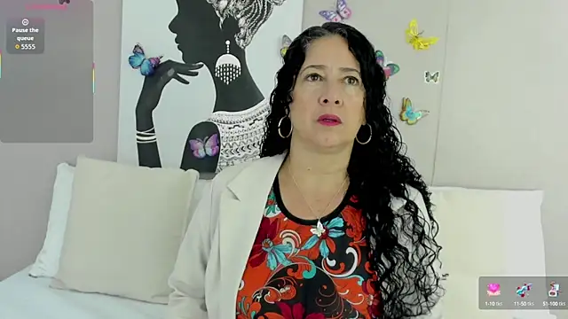 Adelesmithh online show from 10-07-25, 11:40