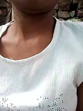 Kajal  Mehra online show from 10-22-25, 08:47