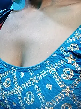 Kajal  Mehra online show from 11-14-25, 04:44