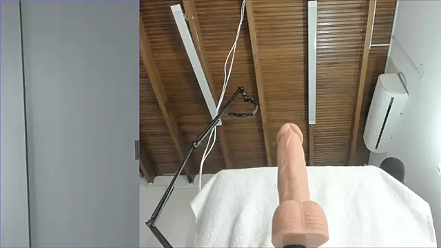 Lucy carter  online show from 11-08-25, 02:50