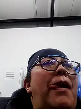 Darly Gomez online show from 01-25-25, 06:01