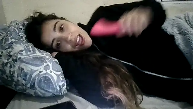 Ursumi1 online show from 11-29-25, 09:18