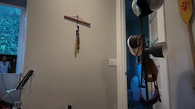 69woodinson online show from 10-28-25, 08:22