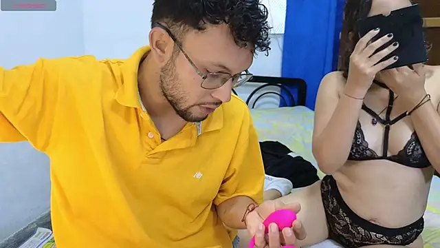 YuKinaHentaiI online show from 03-15-25, 11:29