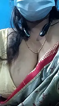 Snapshot of Sexy_Mona_Bhabhi chatting on 12-12-24, 10:45 Sexy Mona Bhabhi online show from 12-12-24, 10:45