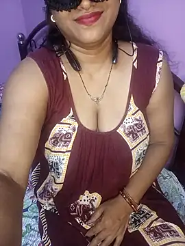 Snapshot of Sexy_Mona_Bhabhi chatting on 09-19-25, 05:46 Sexy Mona Bhabhi online show from 09-19-25, 05:46