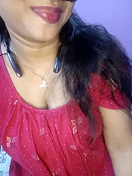 Snapshot of Sexy_Mona_Bhabhi chatting on 10-19-25, 06:19 Sexy Mona Bhabhi online show from 10-19-25, 06:19
